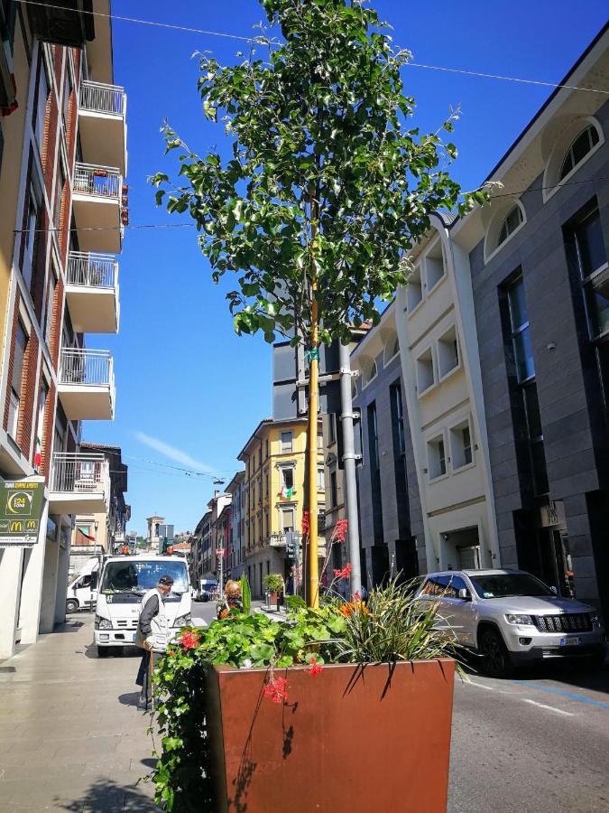 Q21Apartment -The Silent Charm แบร์กาโม ภายนอก รูปภาพ